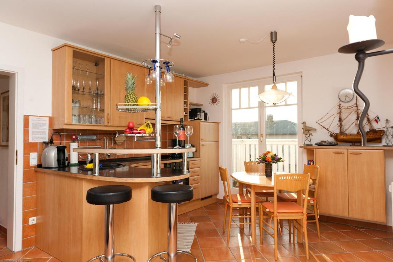 Villa Duene Mit Grosser Sonnenterrasse, Kamin, Wlan Und Tiefgarage Fuer 2-4 Personen Ostseebad Kühlungsborn المظهر الخارجي الصورة