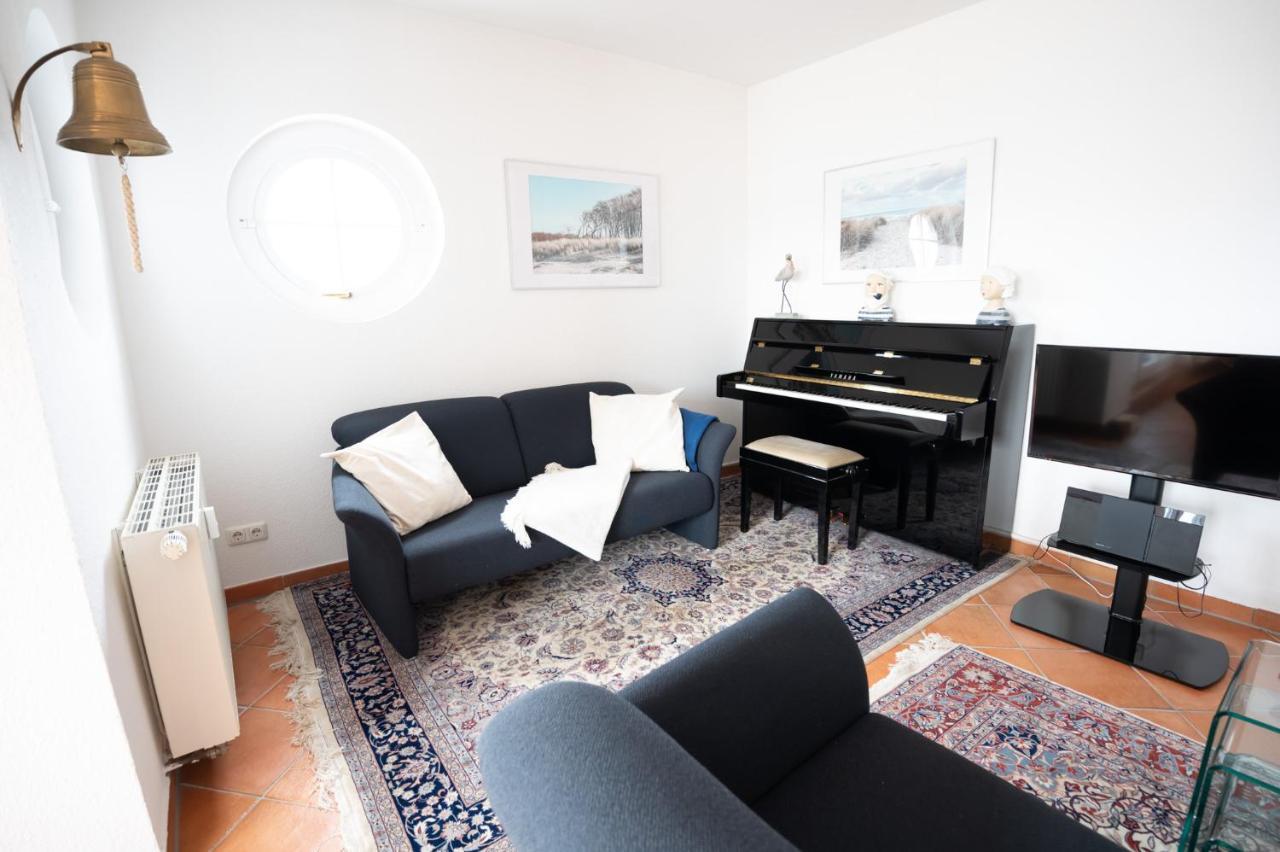 Villa Duene Mit Grosser Sonnenterrasse, Kamin, Wlan Und Tiefgarage Fuer 2-4 Personen Ostseebad Kühlungsborn المظهر الخارجي الصورة